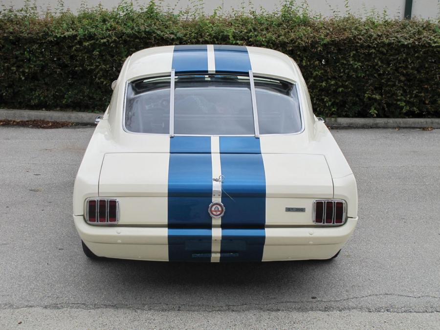  Ford Mustang Shelby GT350R 1966 года  (фото 4 из 7)